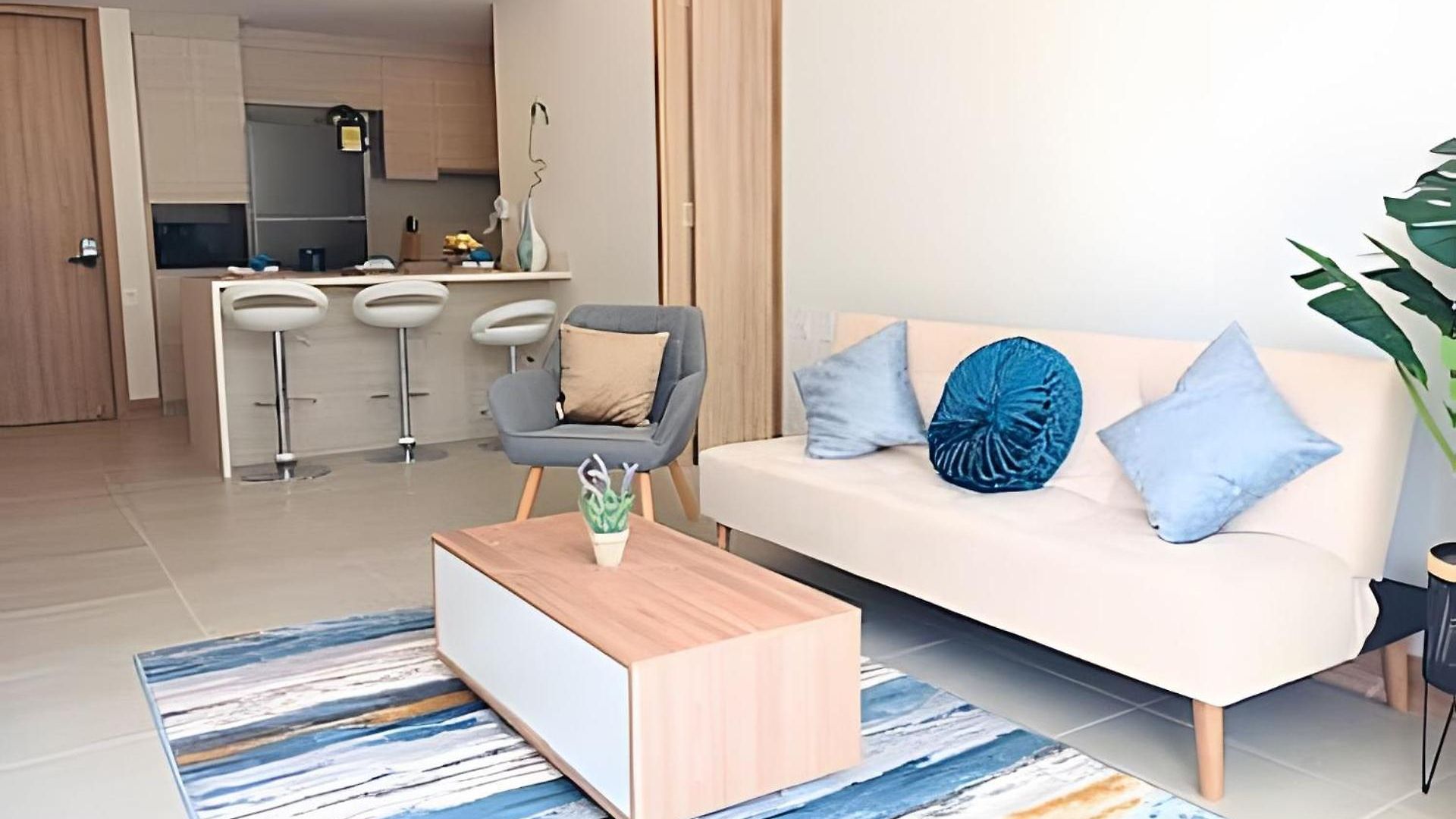 “lujoso Apto Con Piscina, Terraza Privada Y Salida A La Playa” * Cartagena