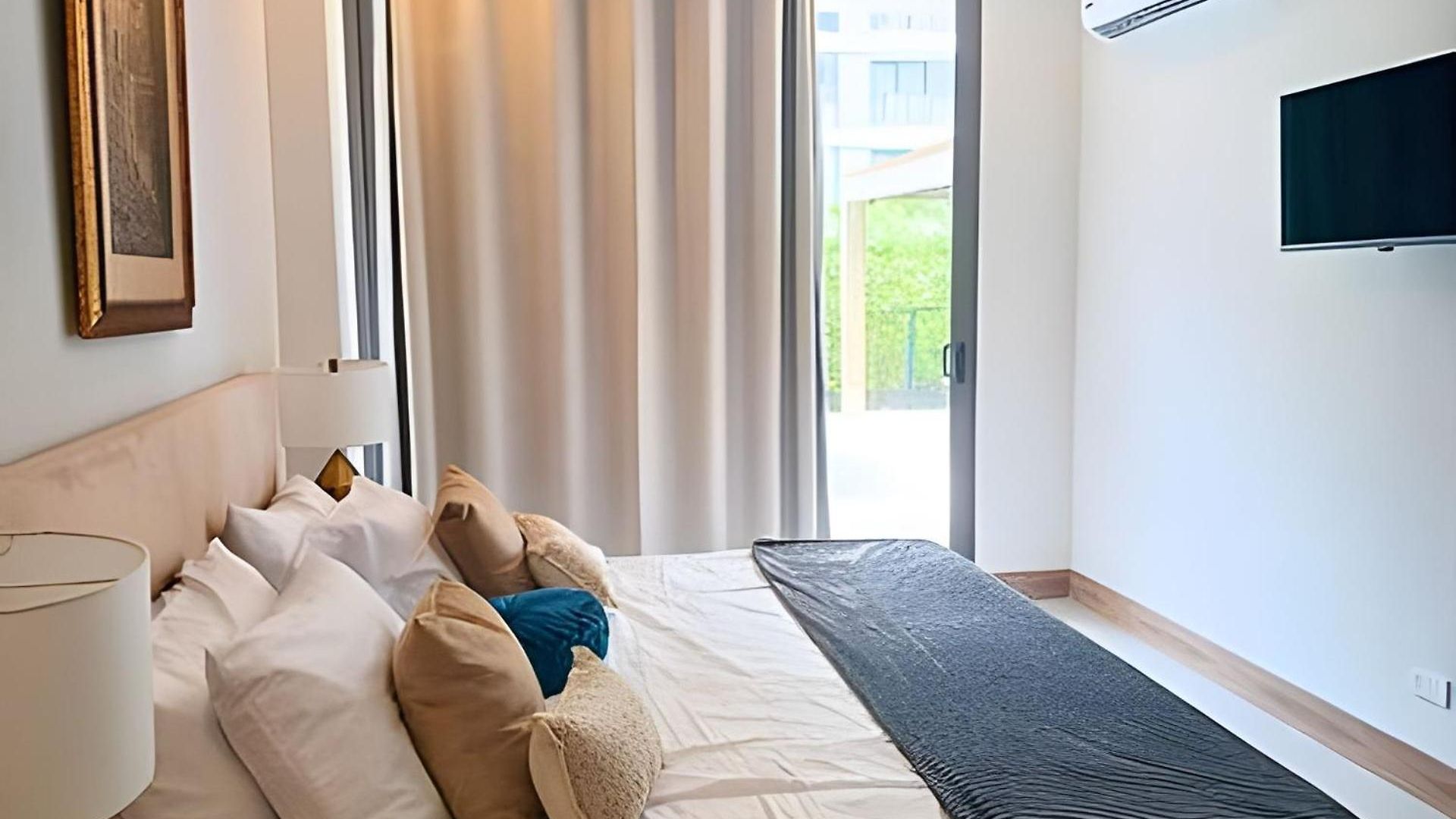 Apartamento “lujoso Apto Con Piscina, Terraza Privada Y Salida A La Playa” *