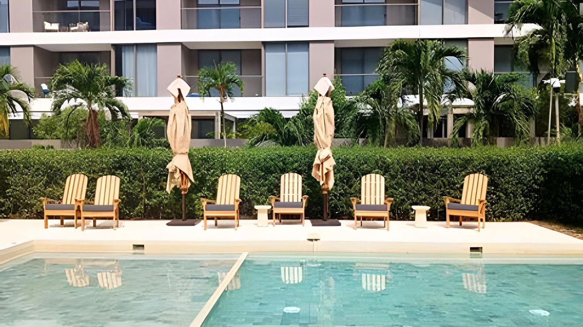 “lujoso Apto Con Piscina, Terraza Privada Y Salida A La Playa” Cartagena